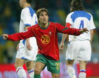 Deco celebrates a goal for Portugal in October 2004.