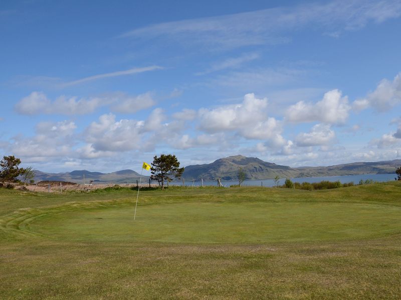 Tobermory Golf Course