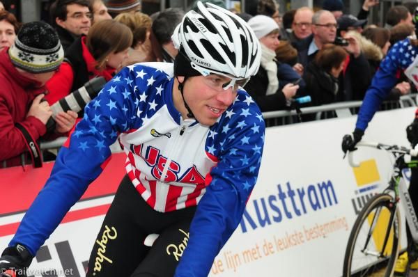 USA Champion Jeremy Powers warming up