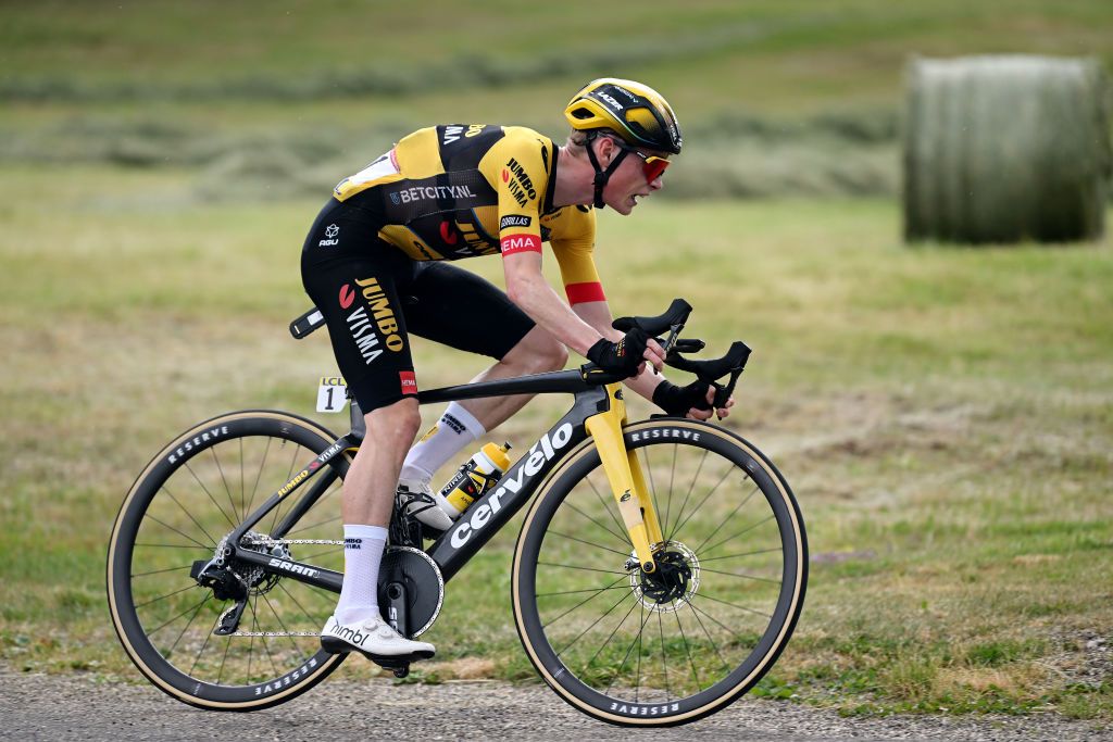 Jonas Vingegaard uses 1X groupset for hilly Tour de France opener ...