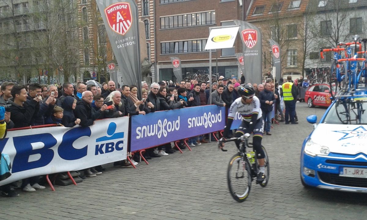Peter Sagan was late for the start after being swamped by fans