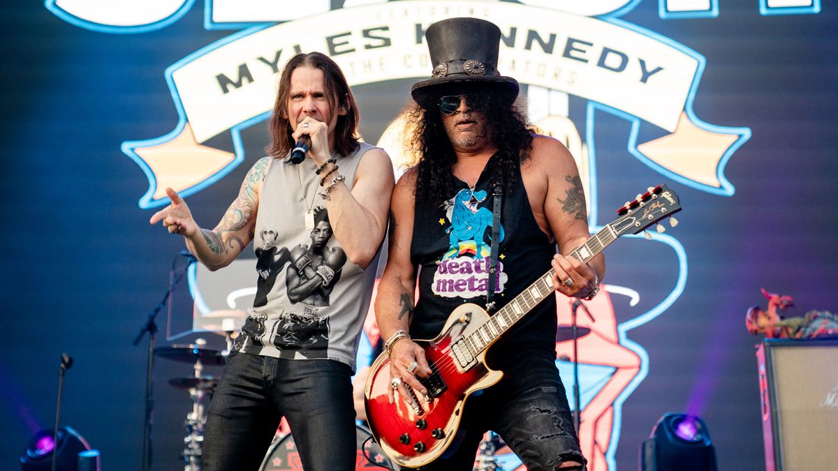 Slash and Myles Kennedy performing live