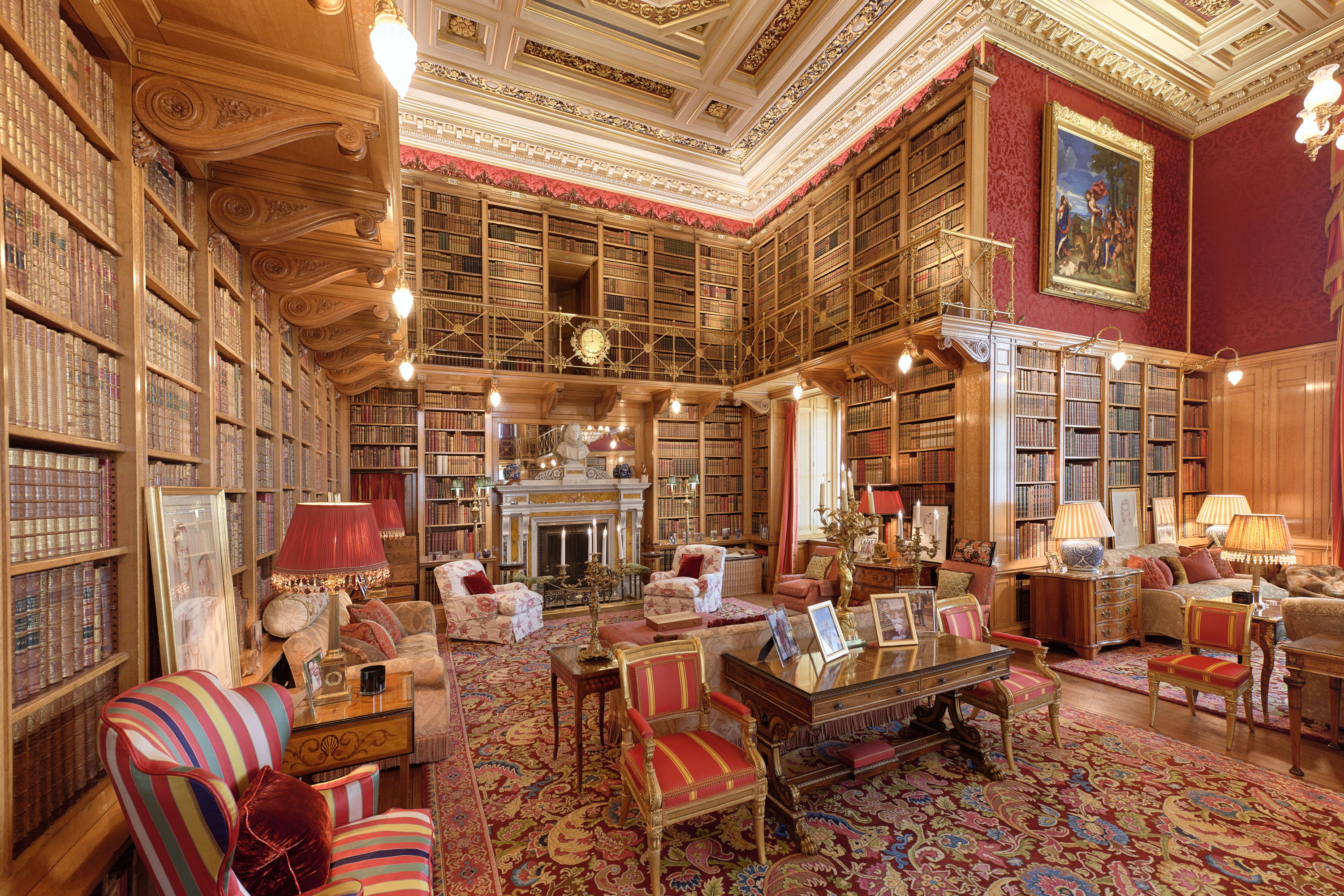 TM Lighting Alnwick Castle