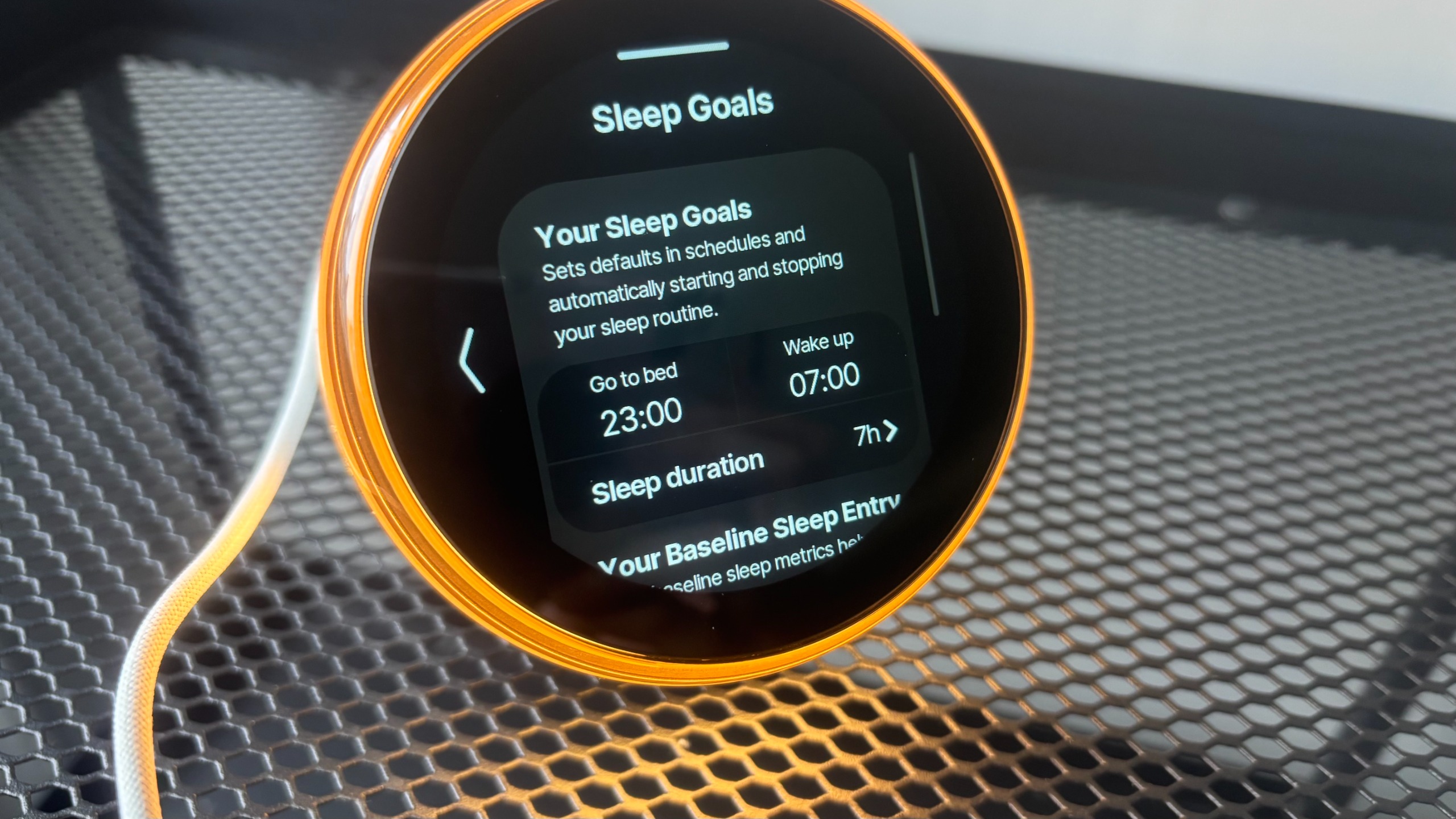 The Ambient Dreamie sunrise alarm clock displaying the Sleep Goals feature.