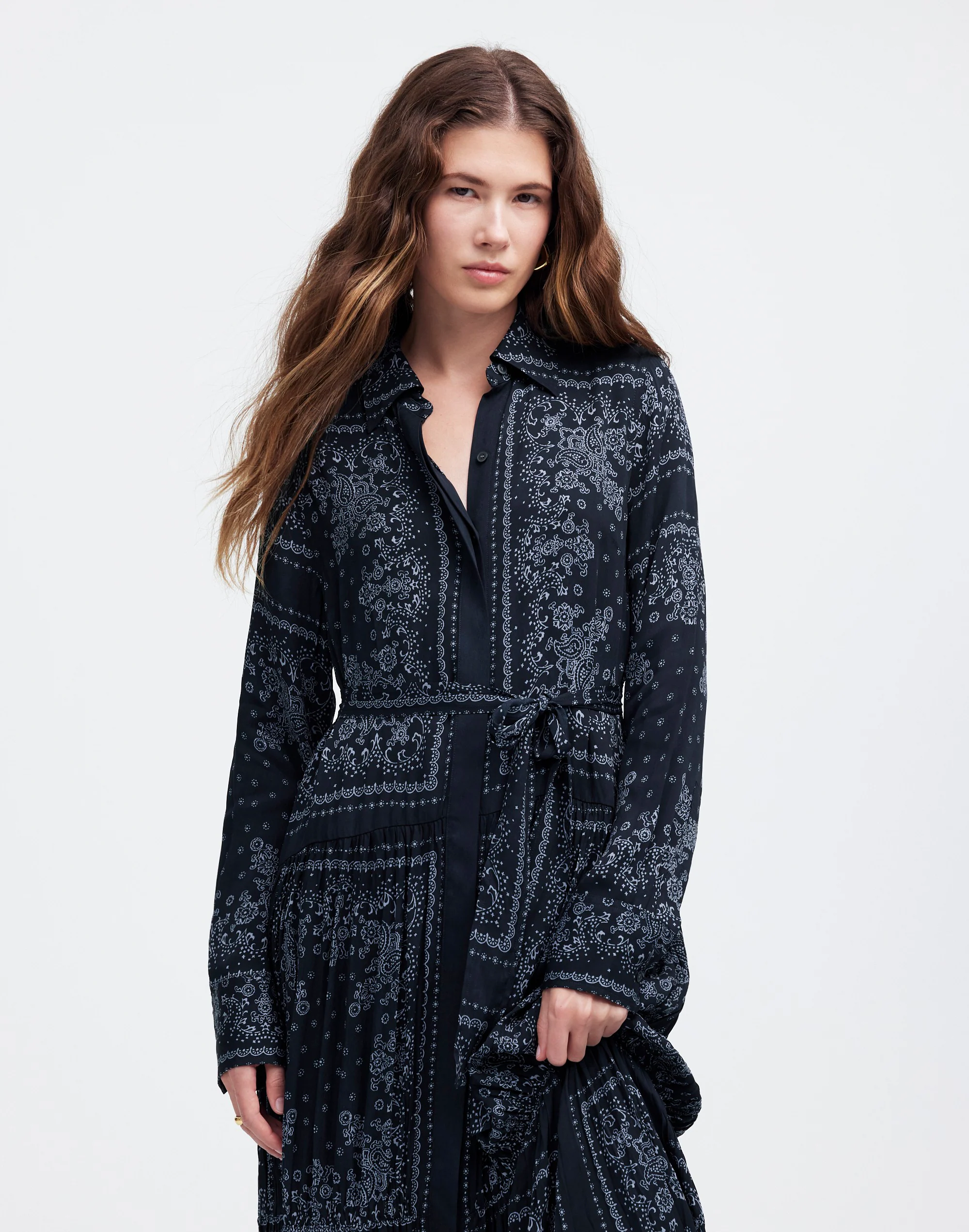 Relaxed Long-Sleeve Tiered Midi Dress in Bandana
