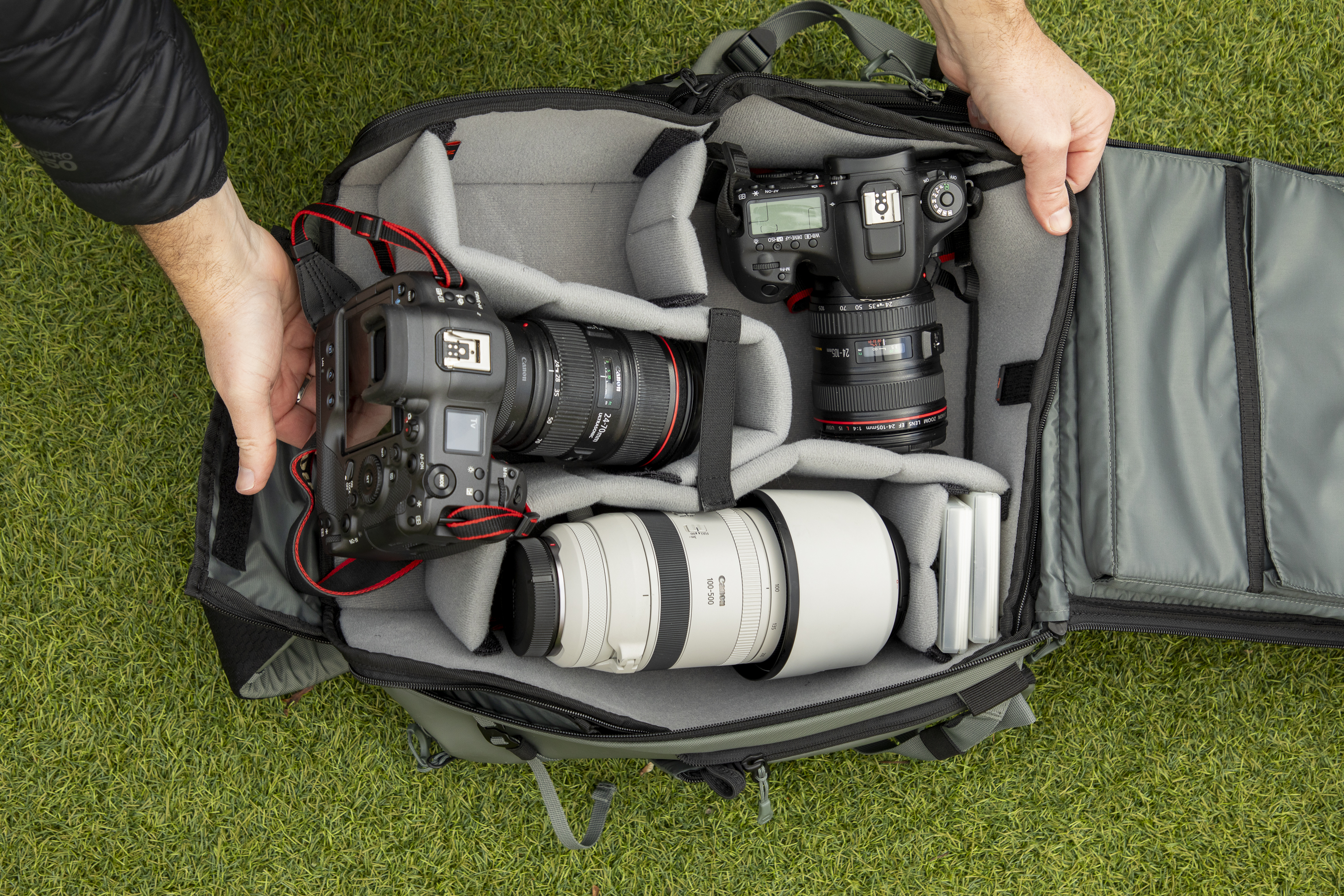 Cube dividers with camera kit