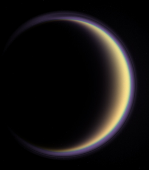 Scientists to Scan Titan&#039;s Atmosphere From Earth