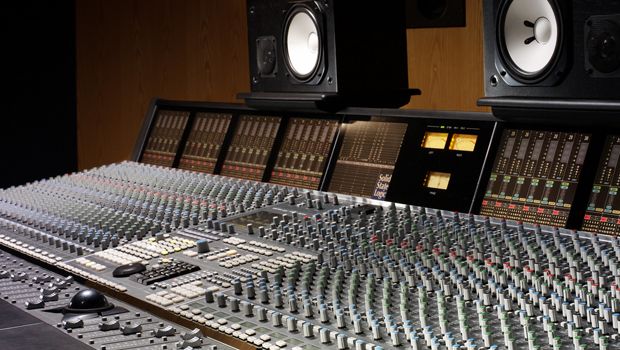 What to Know About Studio Recording for Beginners | Guitar World
