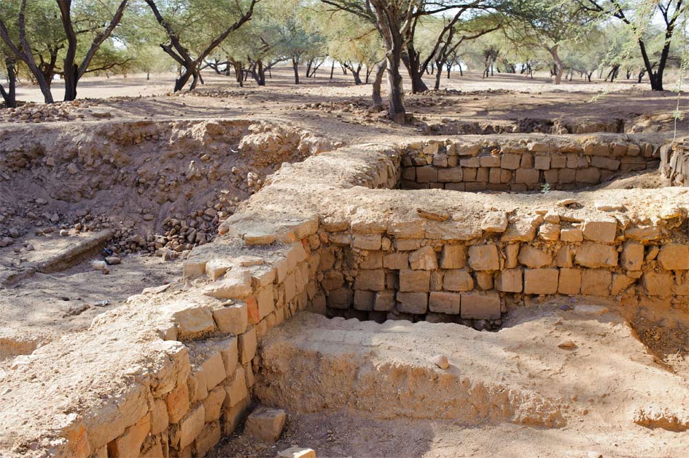 Remains of Ancient Palace Discovered | Live Science