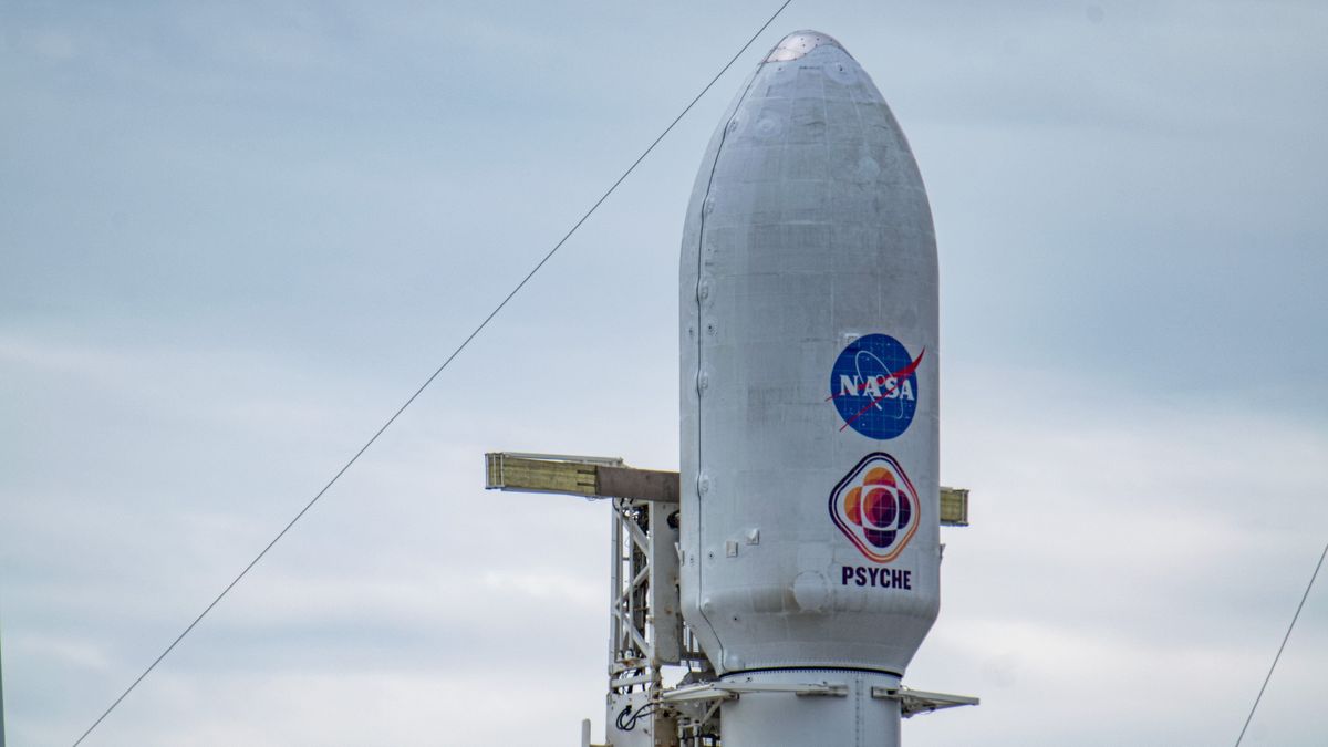 Štart SpaceX Falcon Heavy pre misiu NASA Psyche bol odložený na 13. októbra