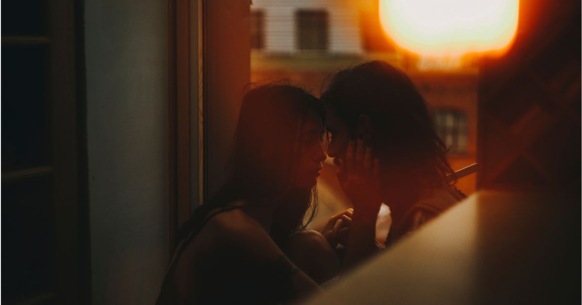 What The Invite Gets Right About Open Relationships