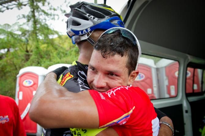 Juli&aacute;n Arredondo (Team Nippo &ndash; De Rosa) celebrates after his victory in the Tour de Langkawi