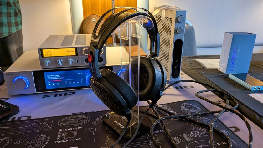 Fiio FT7 headphones