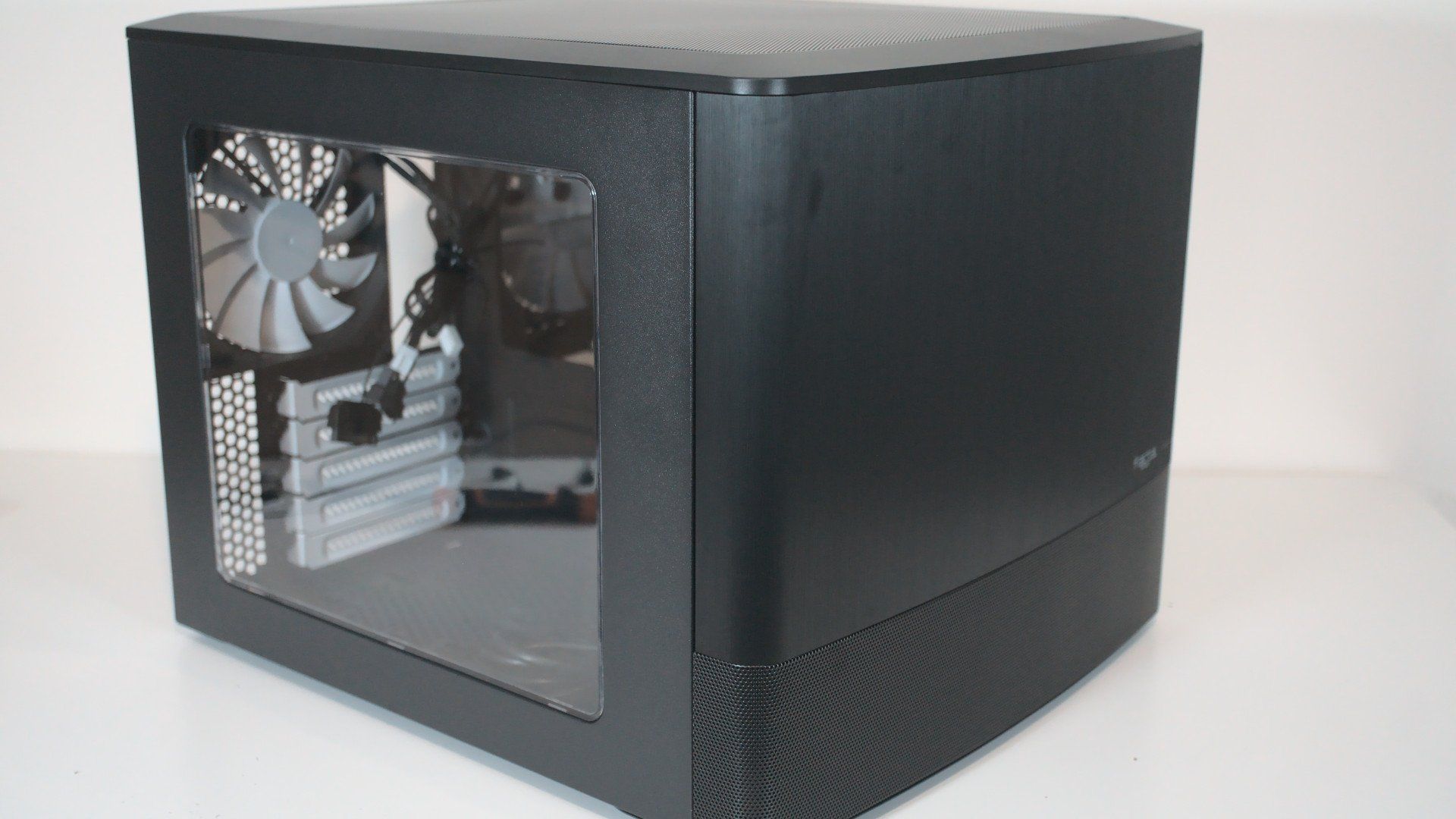 Fractal Design Node 804 review The perfect PC case for building your