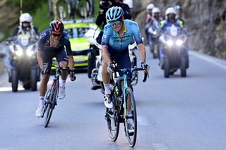 Tour de Suisse 2021 - 85th Edition - 5th stage Gstaad - Leukerbad 175,2 km - 10/06/2021 - Jakob Fuglsang (DEN - Astana - Premier Tech) - Richard Carapaz (ECU - Ineos Grenadiers) - photo Peter De Voecht/PN/BettiniPhotoÂ©2021