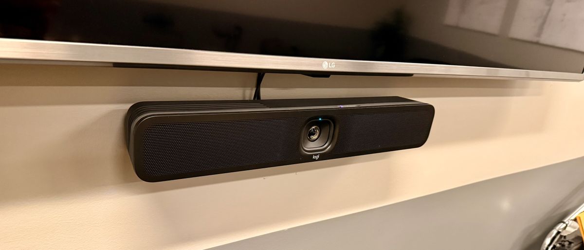 I reviewed the Logitech MeetUp 2 and it's an AI-enhanced dream come true for conferencing and video calls