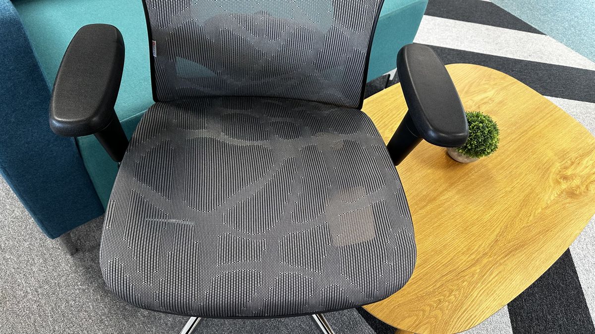 The seat of the Sihoo M57