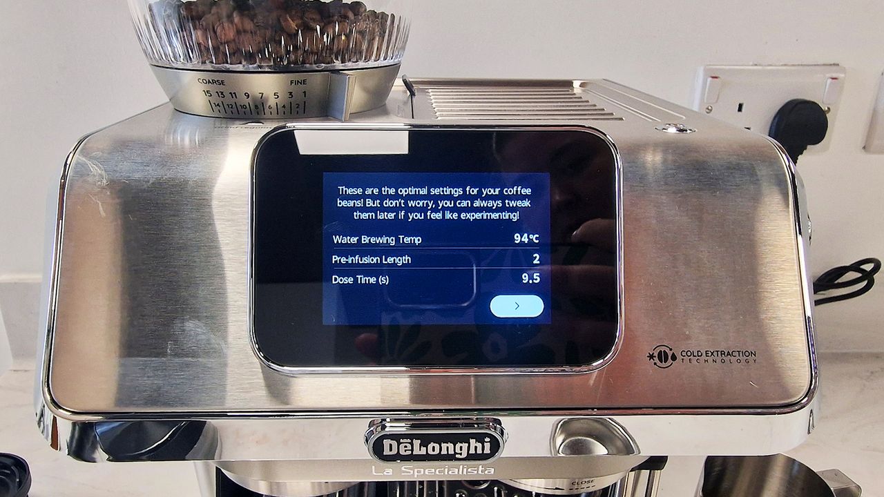 De'longhi la specialista touch first look