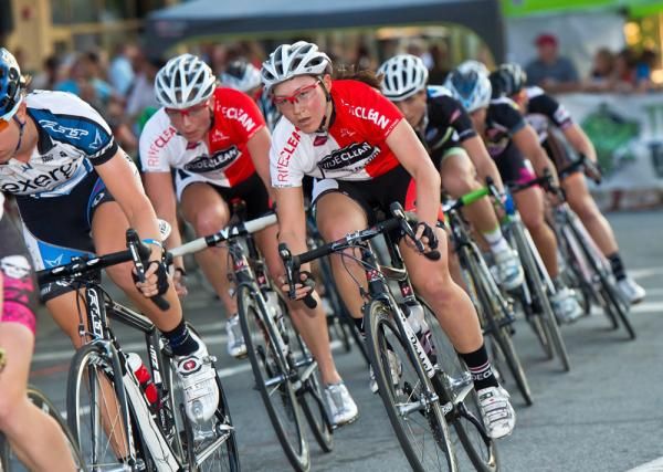 Action in the women's Terrapin Twilight Criterium