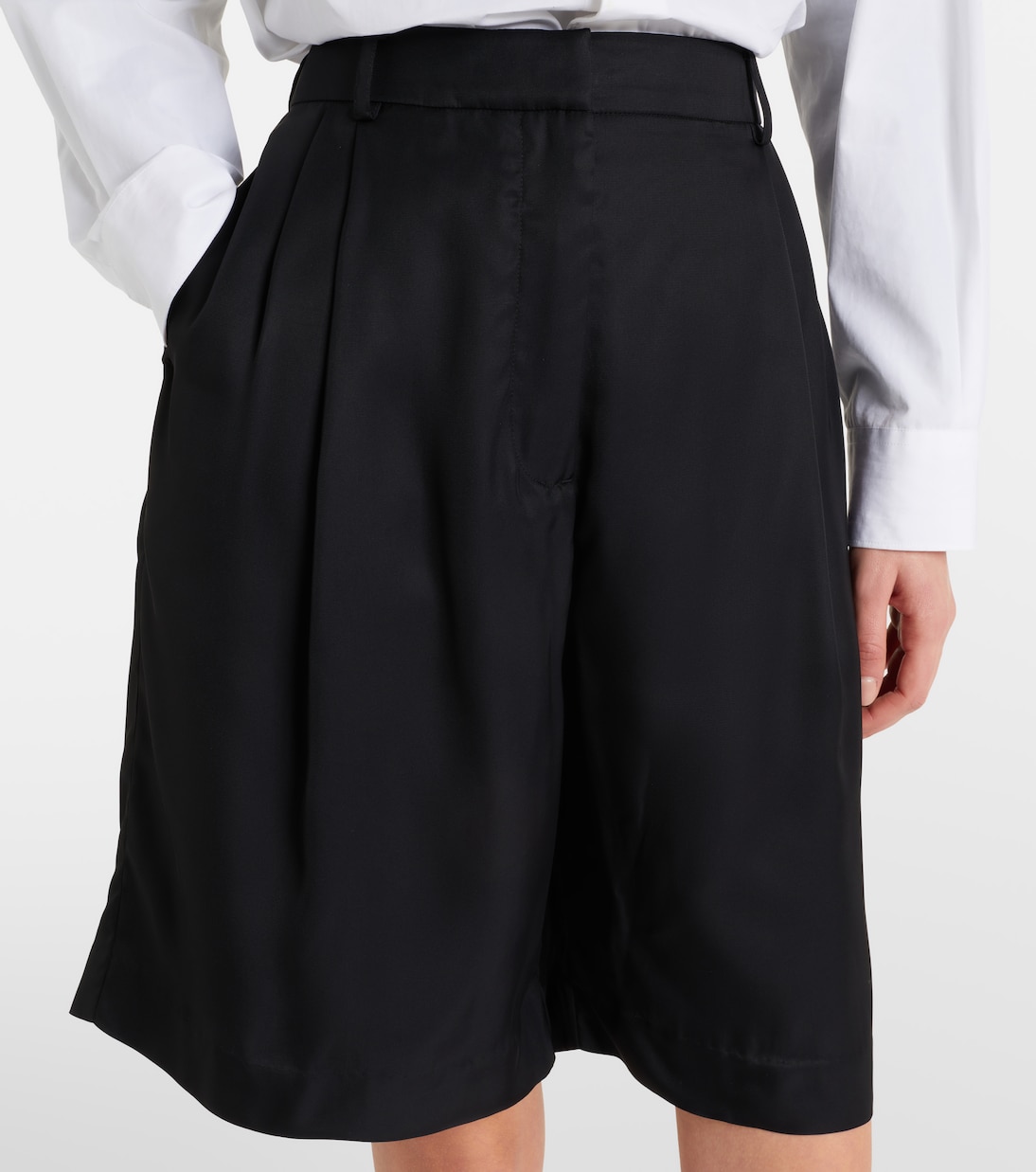 Marfa Pleated Twill Bermuda Shorts in Black - the Frankie Shop
