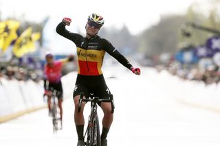 OUDENAARDE BELGIUM APRIL 03 Lotte Kopecky of Belgium and Team SD Worx celebrates winning during the 19th Ronde van Vlaanderen Tour des Flandres 2022 Womens Elite a 1586km one day race from Oudenaarde to Oudenaarde RVV22 RVVwomen on April 03 2022 in Oudenaarde Belgium Photo by Bas CzerwinskiGetty Images