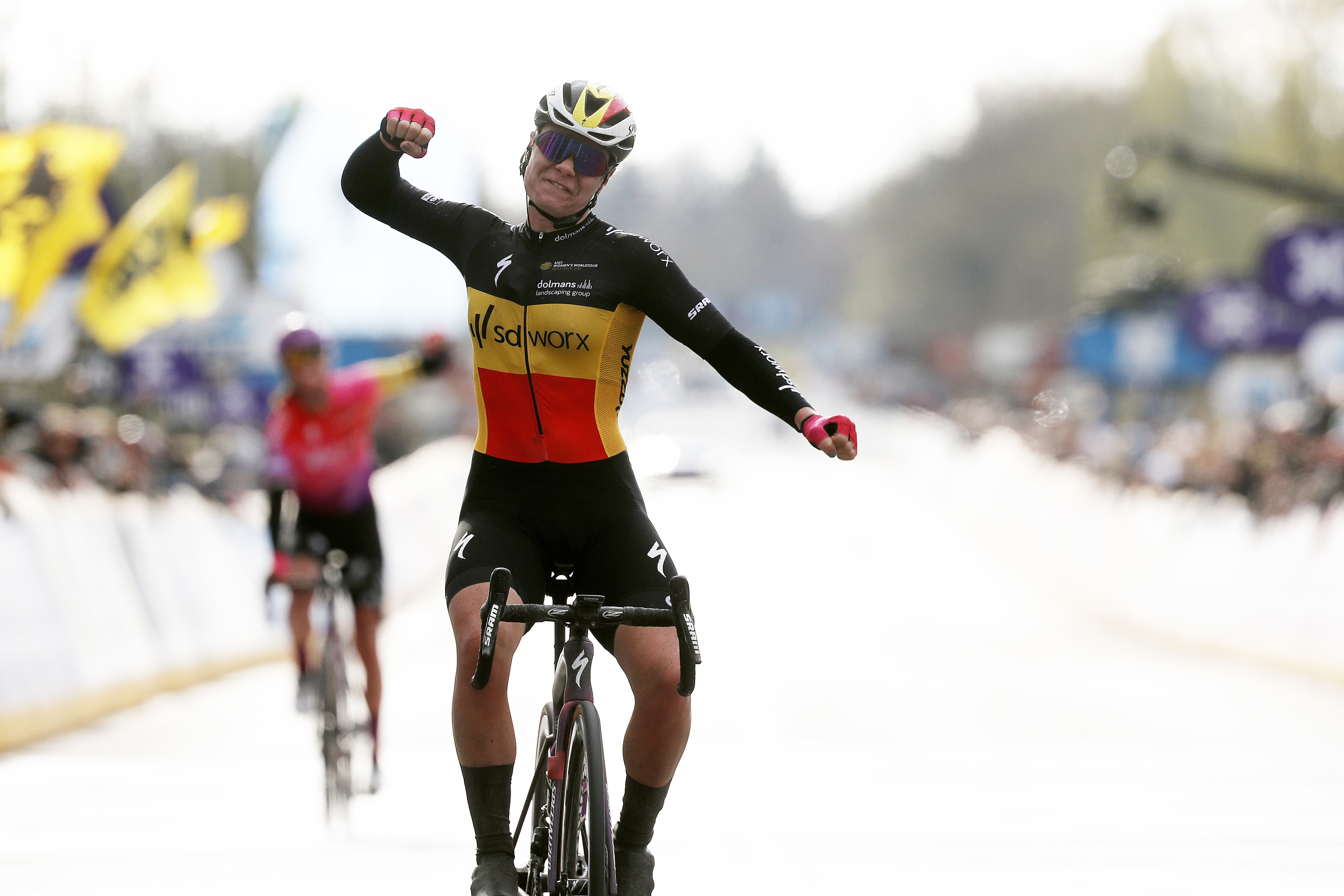 OUDENAARDE BELGIUM APRIL 03 Lotte Kopecky of Belgium and Team SD Worx celebrates winning during the 19th Ronde van Vlaanderen Tour des Flandres 2022 Womens Elite a 1586km one day race from Oudenaarde to Oudenaarde RVV22 RVVwomen on April 03 2022 in Oudenaarde Belgium Photo by Bas CzerwinskiGetty Images