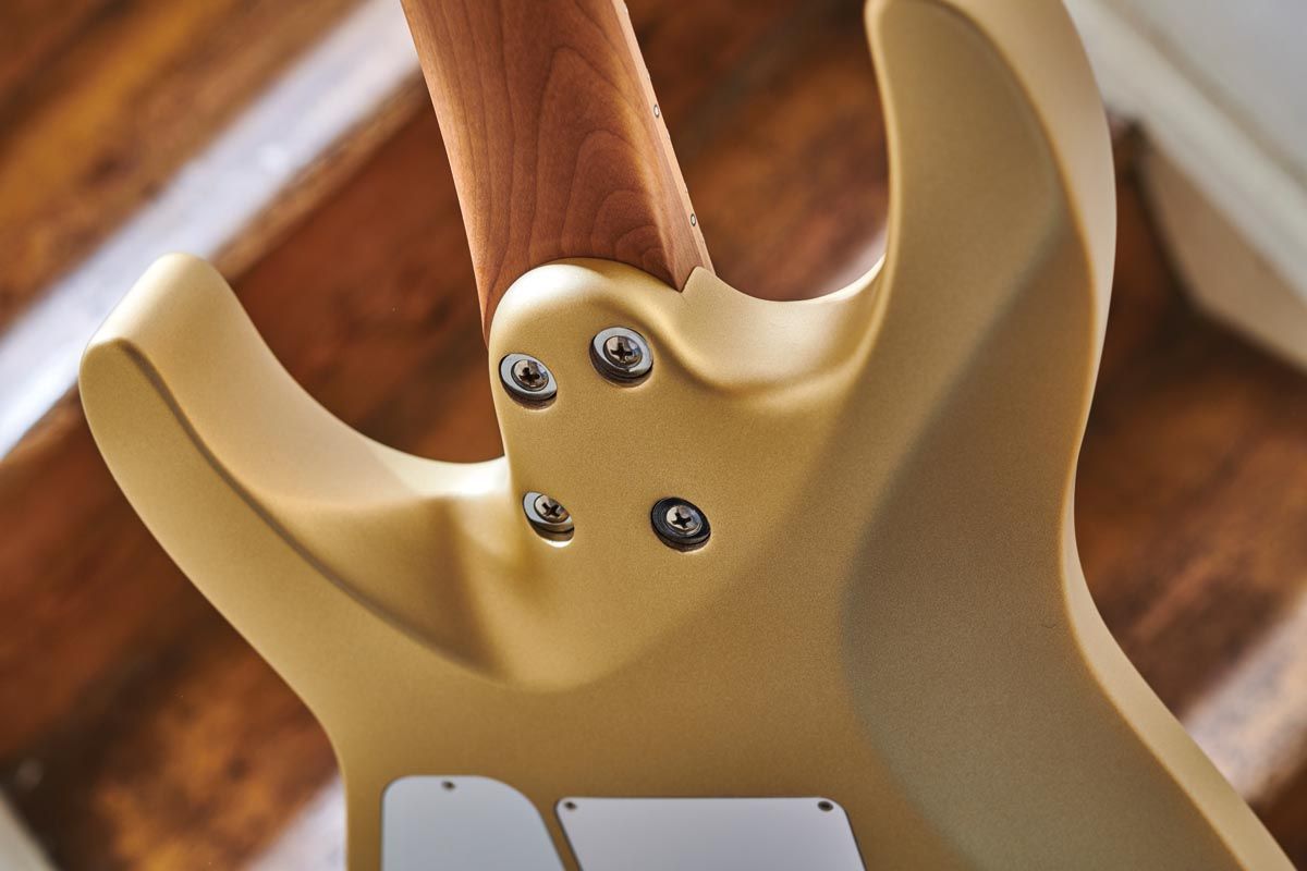 As you would expect, the upper-fret access is most accommodating. Indeed, the DK-22 is sculpted in all the right places.