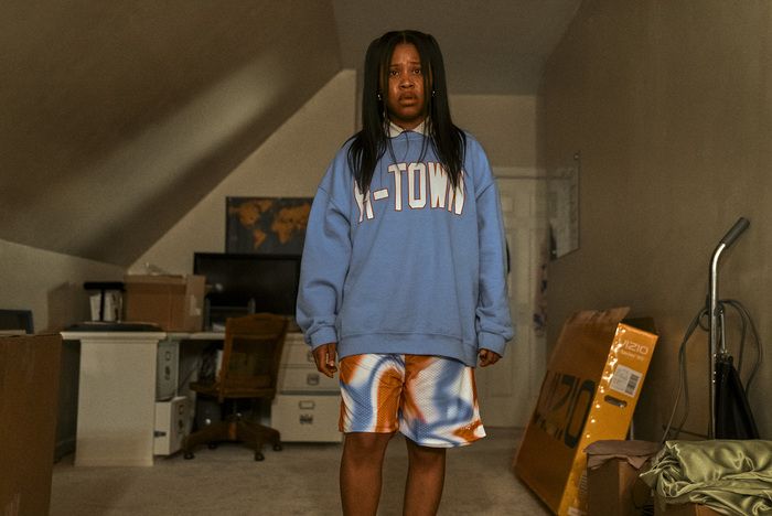 Episodic still from Swarm