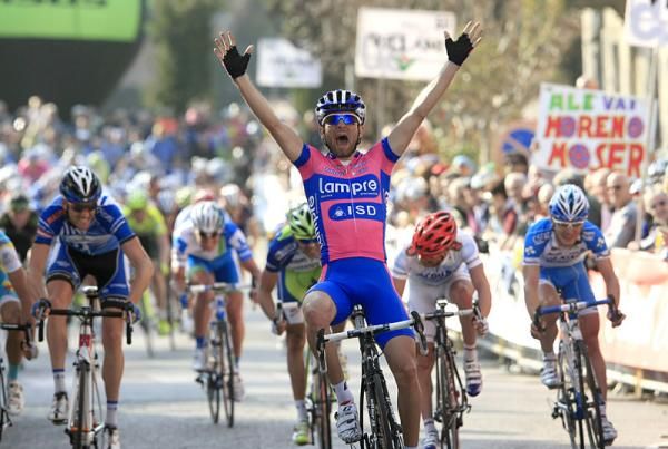 Diego Ulissi (Lampre - ISD) celebrates winning stage 3