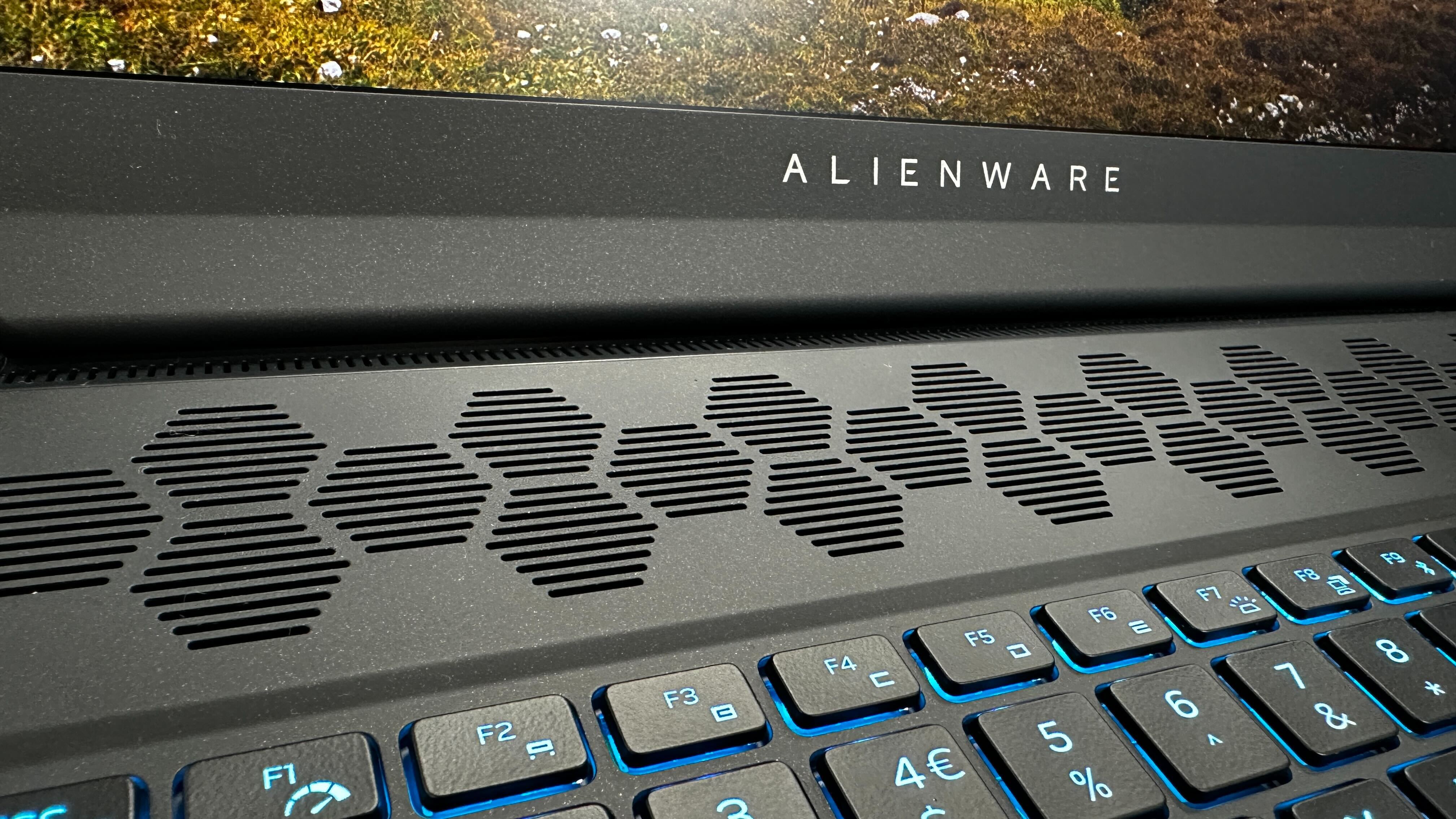 Alienware M16 close up of grille