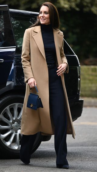 Catherine, Princess of Wales visits the Oxford House Nursing Home on February 21, 2023