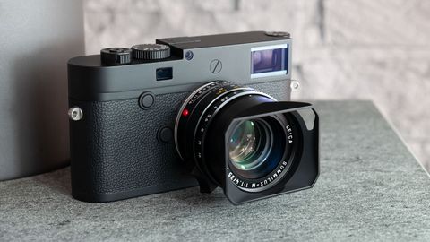 This Leica camera costs $8300 – but only shoots in black and white ...