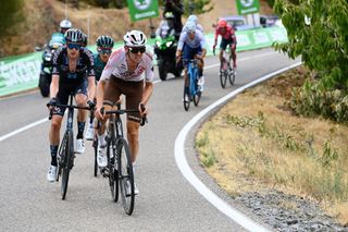 ALTO DEL PIORNAL SPAIN SEPTEMBER 08 LR Thymen Arensman of Netherlands and Team DSM and Ben Alexander Oconnor of Australia and AG2R Citren Team compete during the 77th Tour of Spain 2022 Stage 18 a 192km stage from Trujillo to Alto del Piornal 1163m LaVuelta22 WorldTour on September 08 2022 in Alto del Piornal Caceres Spain Photo by Tim de WaeleGetty Images