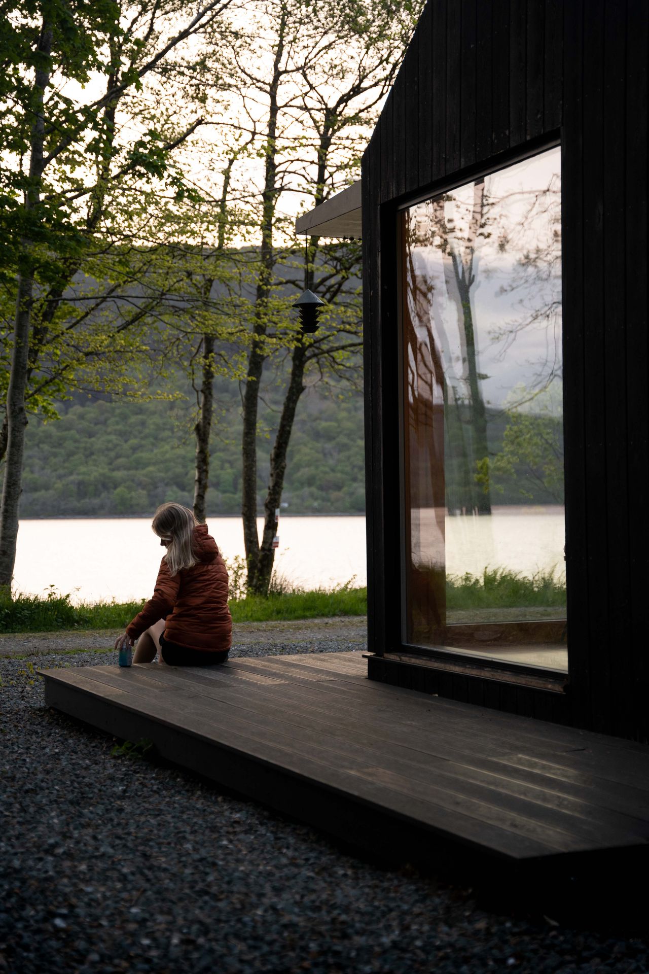 Scandi-inspired cabin in a woodland setting