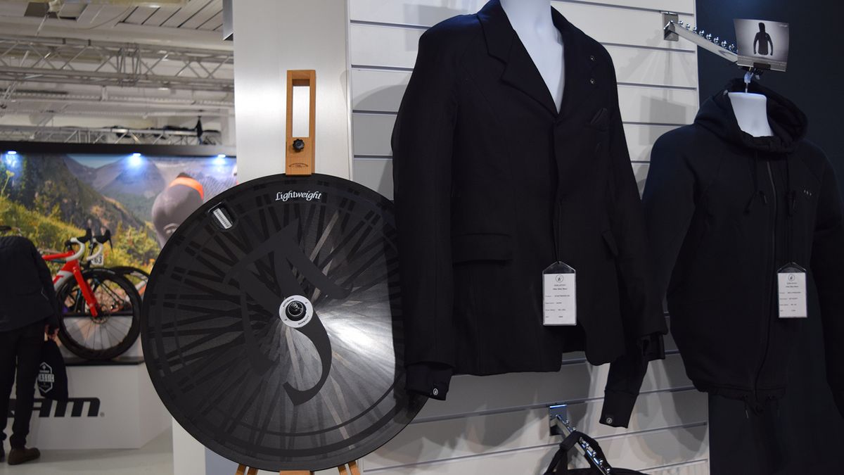 Alongside the acclaimed Lightweight Autobahn disc wheel was a Lightweight 'after bike wear' jacket