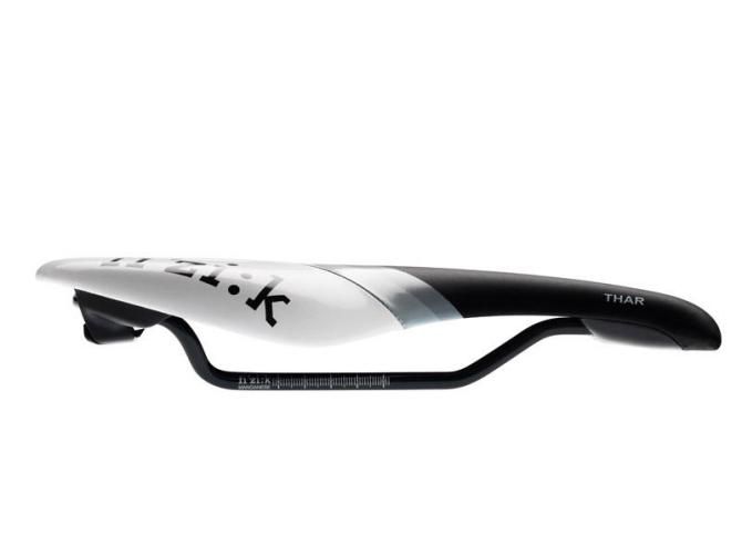 The THAR with manganese rails (shown here) has a claimed weight of 225g and retails for US$99. The version with K:ium (tubular titanium alloy) rails has a claimed weight of 195g and retails for $150