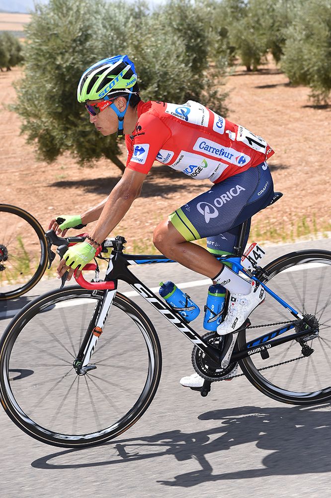 Race leader Esteban Chaves