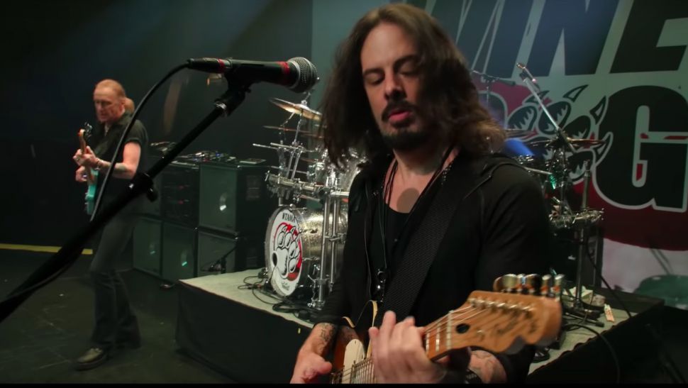 Watch the Winery Dogs Rip Through “Oblivion” Onstage in Denver | Guitar ...