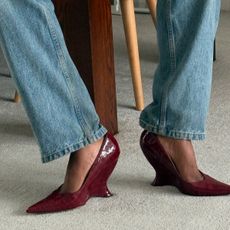 bottega veneta burgundy pumps