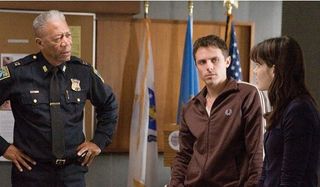 Gone Baby Gone Morgan Freeman Casey Affleck Michelle Monaghan discussing the case in the police depa