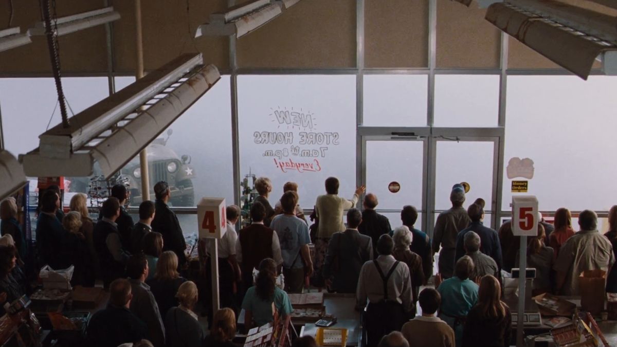 Mike Flanagan says his remake of The Mist "isn't a retread":"The differences start page 1"