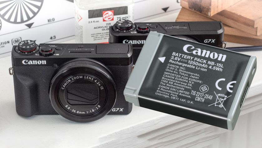 Canon NB-15L camera battery
