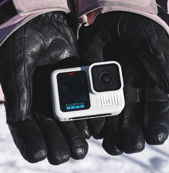 GoPro HERO13 Black en blanco polar
