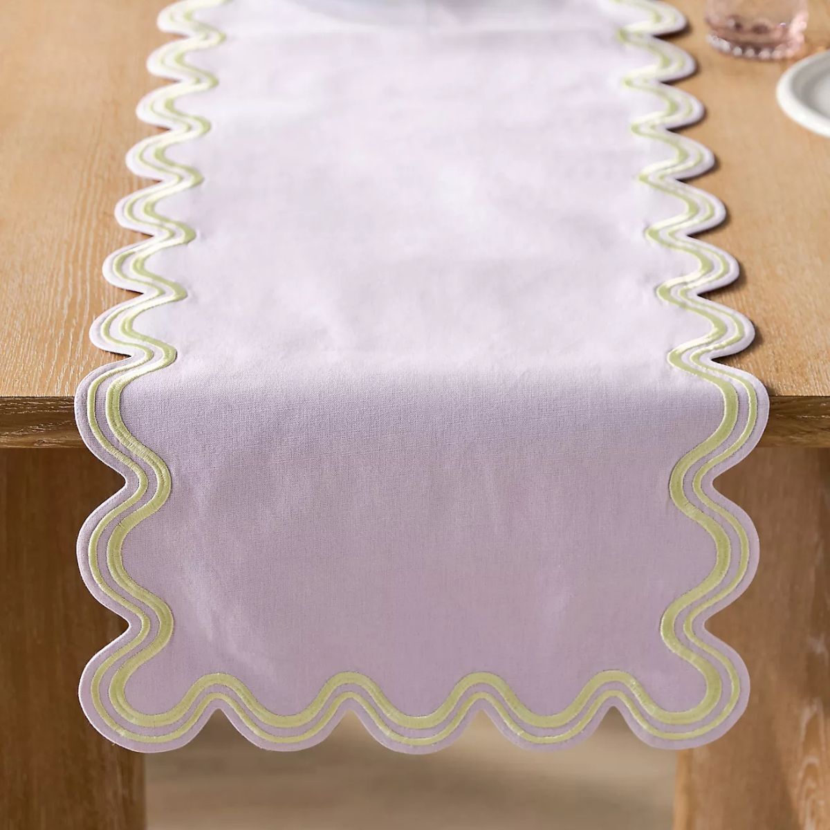 Purple scallop table runner