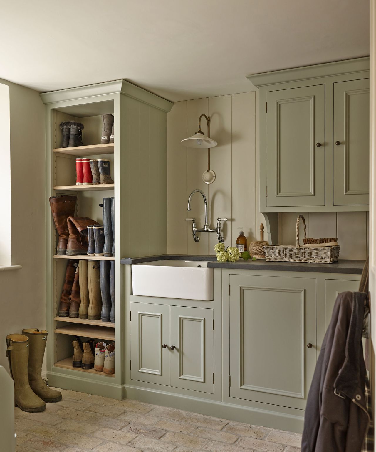 18 Utility room lighting ideas to achieve a light and bright space