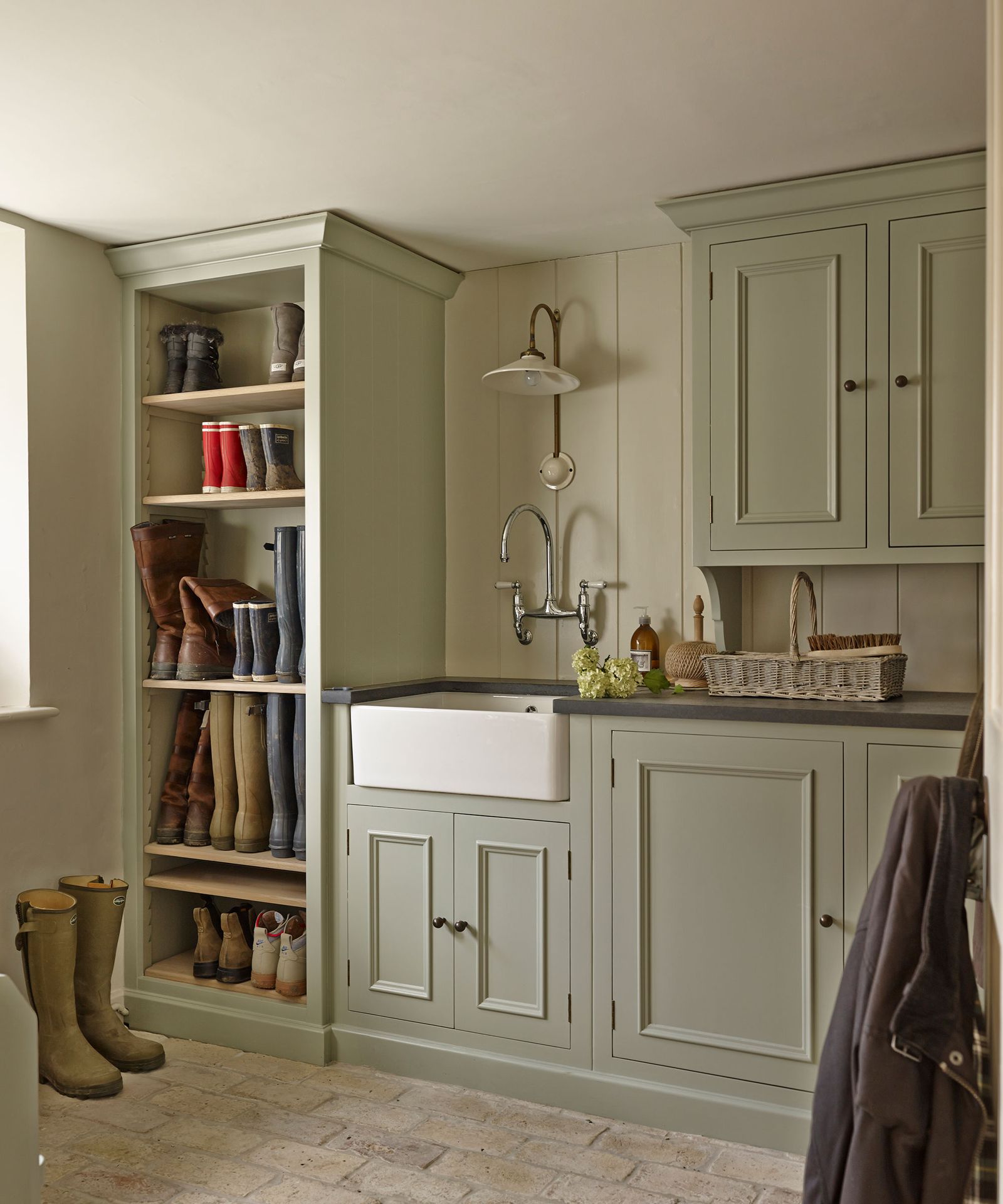 18 Utility room lighting ideas to achieve a light and bright space