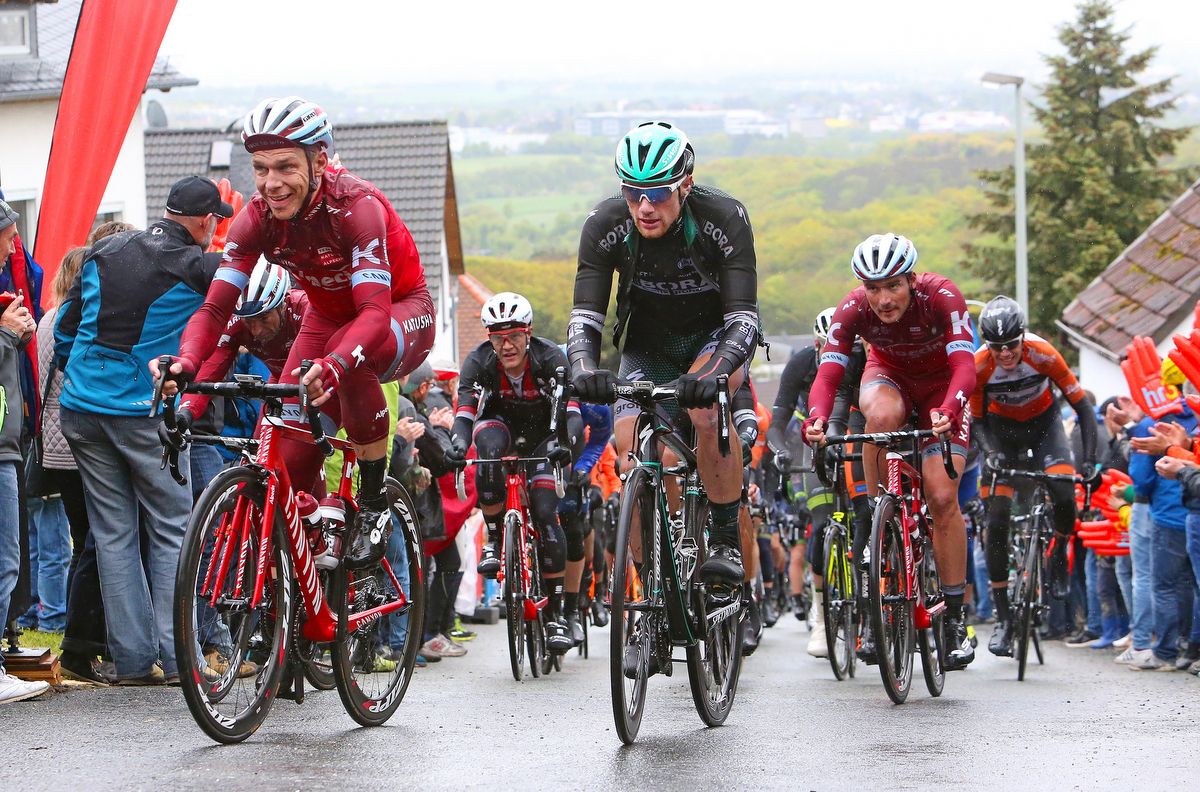 Tony Martin (Katusha-Alpecin) and Sam Bennett (Bora-Hansgrohe)