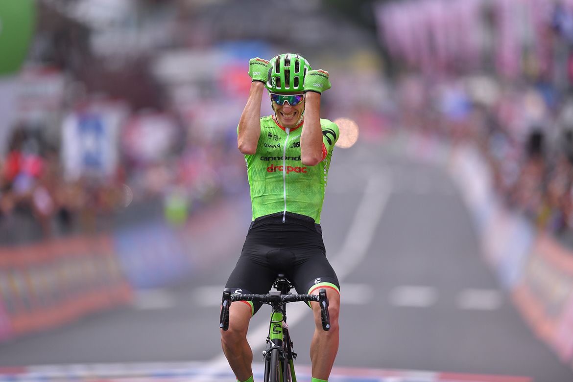 Pierre Rolland claims the 17th stage of the Giro d'Italia.