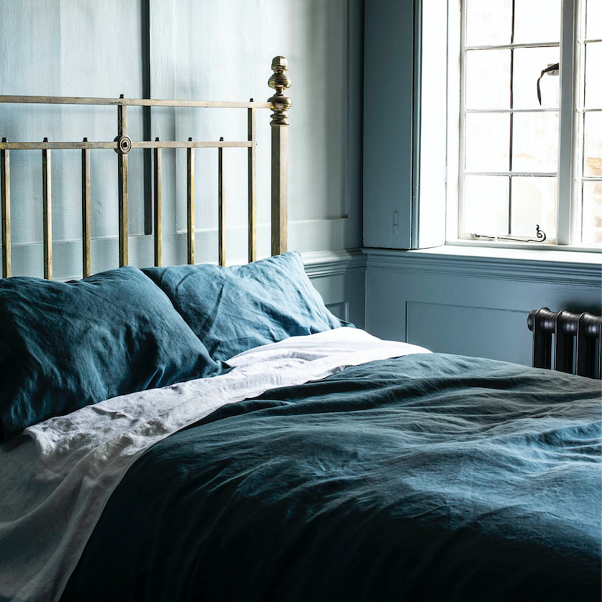 Piglet in Bed teal blue linen bedding