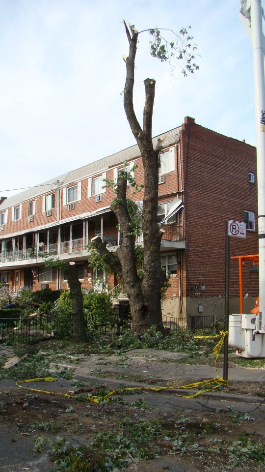 New York, tornado damage